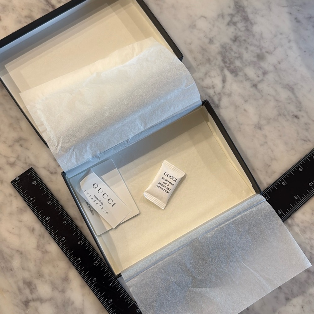❣️- Authentic Gucci Empty Gucci Box - Picture 4 of 5